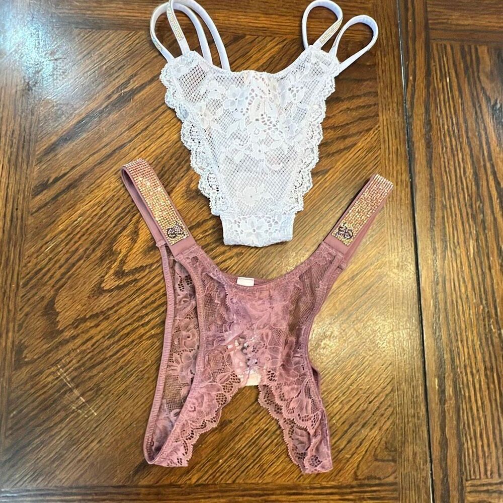 Victoria’s Secret Double Bling Panties White Lace/Rose Nwt Size XS 2Pair
